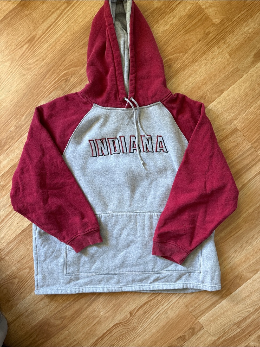Vintage men’s Indiana Two-Tone Red and Gray Pullover Hoodie